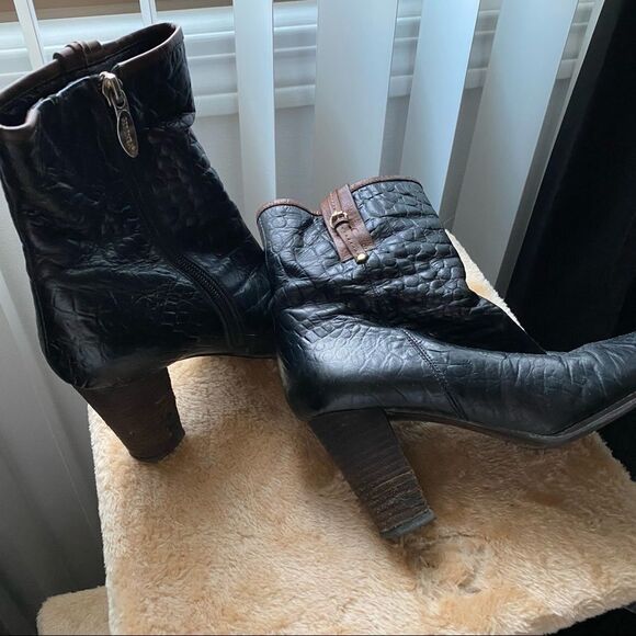 Geronea Italian Leather black boots. - Picture 10 of 14